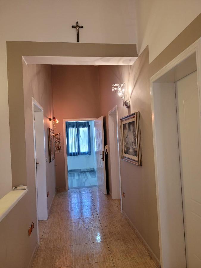 Italian Style Apartment Durrës Esterno foto