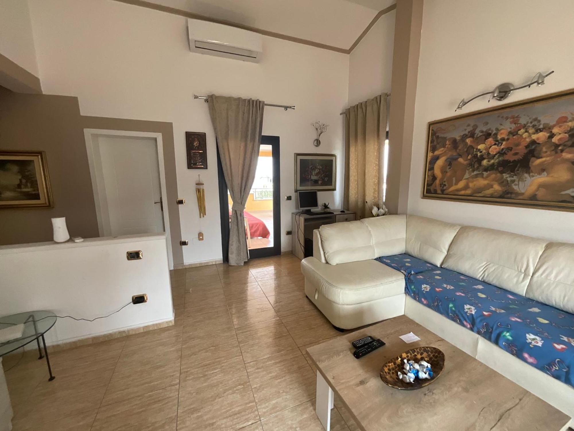 Italian Style Apartment Durrës Esterno foto