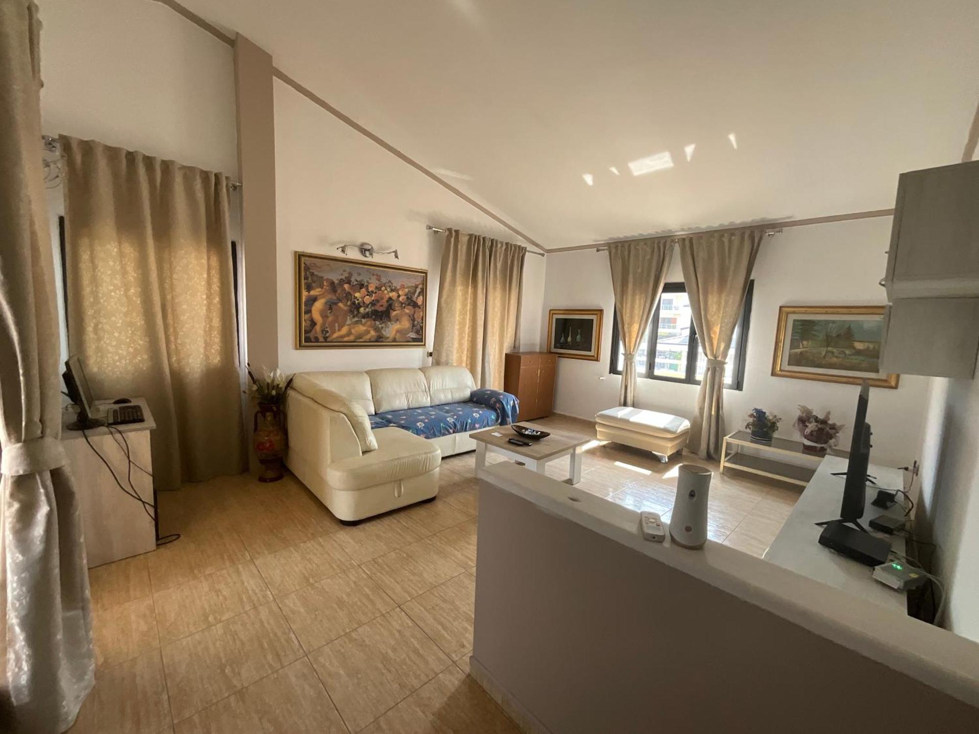 Italian Style Apartment Durrës Esterno foto